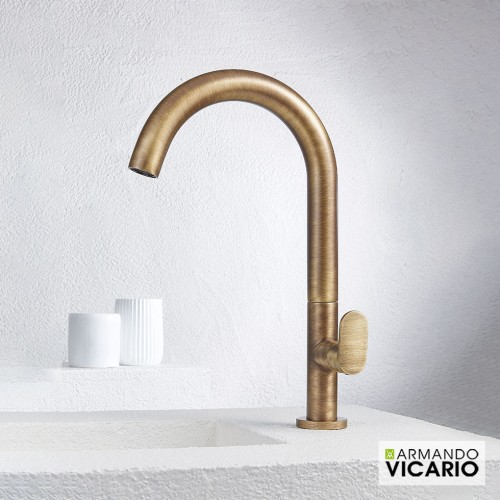 ΜΠΑΤ.ΝΙΠΤ. ΥΨΗΛΗ SLIM VICARIO ANTIQUE BRASS
