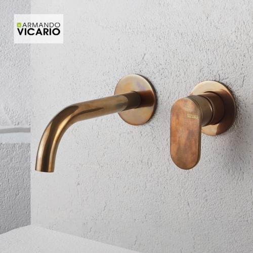 ΜΠΑΤ.ΝΙΠΤ. ΤΟΙΧΟΥ SLIM VICARIO NATURAL BRASS